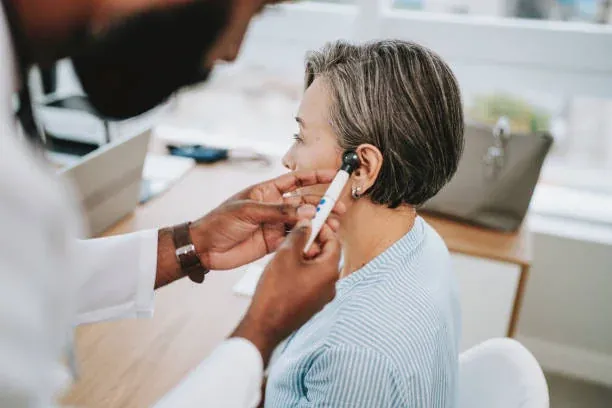 Exame de audiometria em BH com desconto